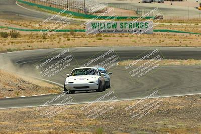 media/May-31-2025-CalClub SCCA (Sat) [[2c1a04e1ee]]/Qualifying/Group 5/Turn 4/
